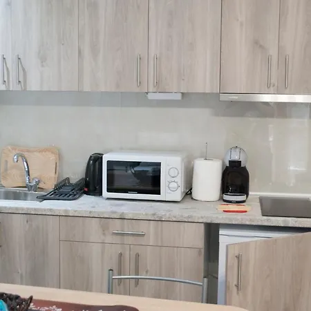 Mina'S Spacious Studio Apt : June '23 Renovated Thessaloniki Exterior photo