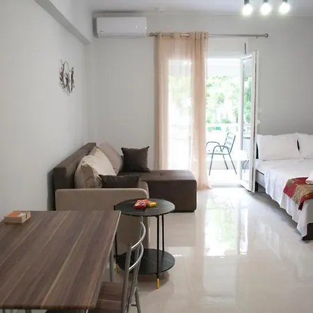 Mina'S Spacious Studio Apt : June '23 Renovated Thessaloniki Exterior photo